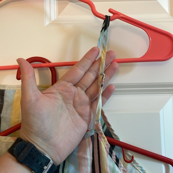 Striped square high neck spaghetti strap top with lace. - Picture 3 of 8